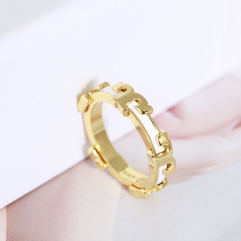 Tory Burch Simple Enamel Enamel Ring